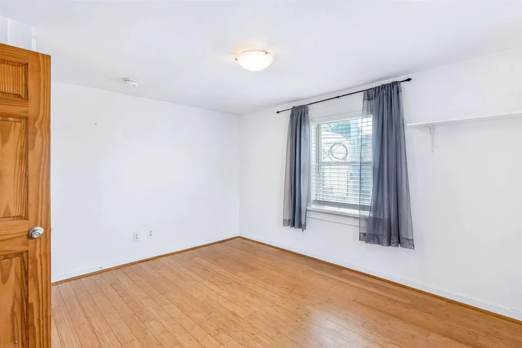 122 Maple Street Burlington VT 05401