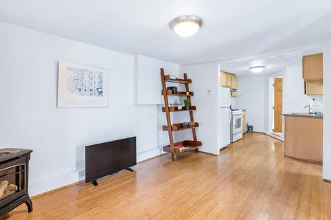 122 Maple Street Burlington VT 05401