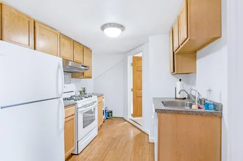 122 Maple Street Burlington VT 05401