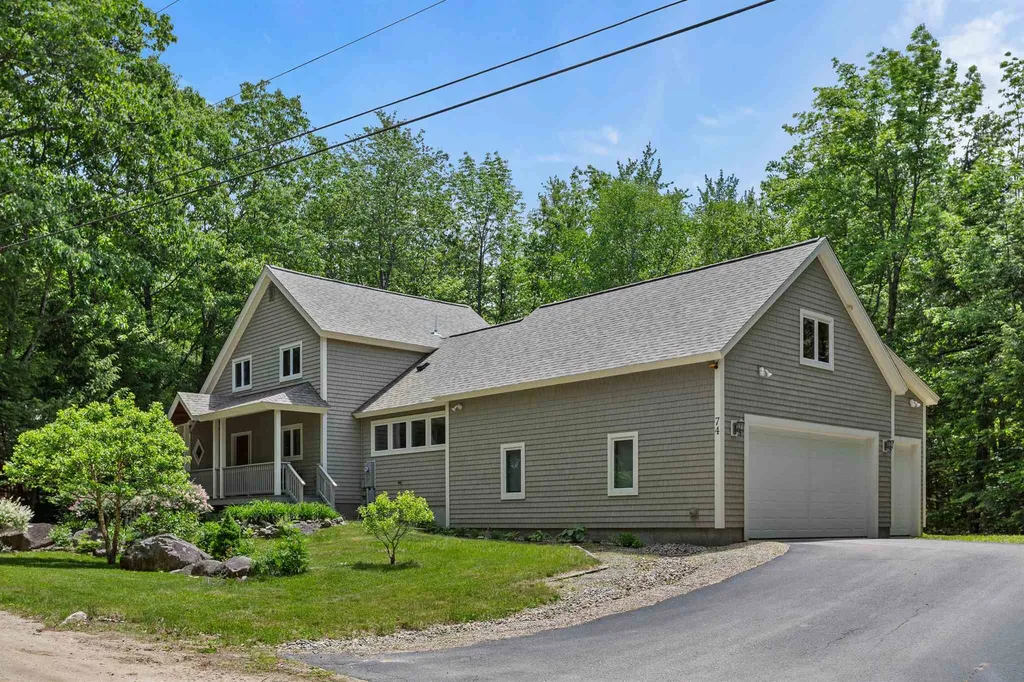 74 Cannes Street Moultonborough NH 03254