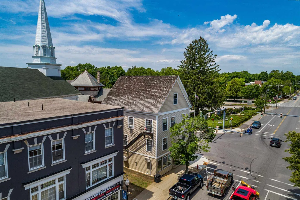 674-676 Main Street Laconia NH 03246