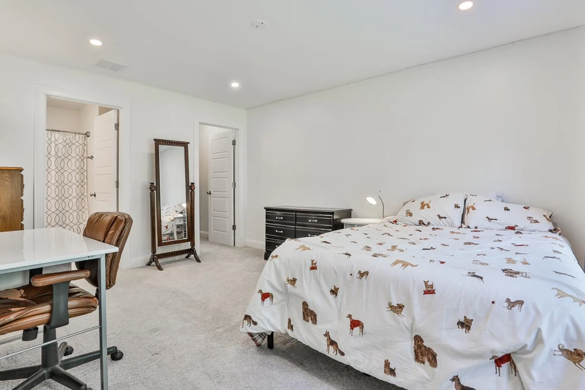 8 Dutton Circle Mont Vernon NH 03057