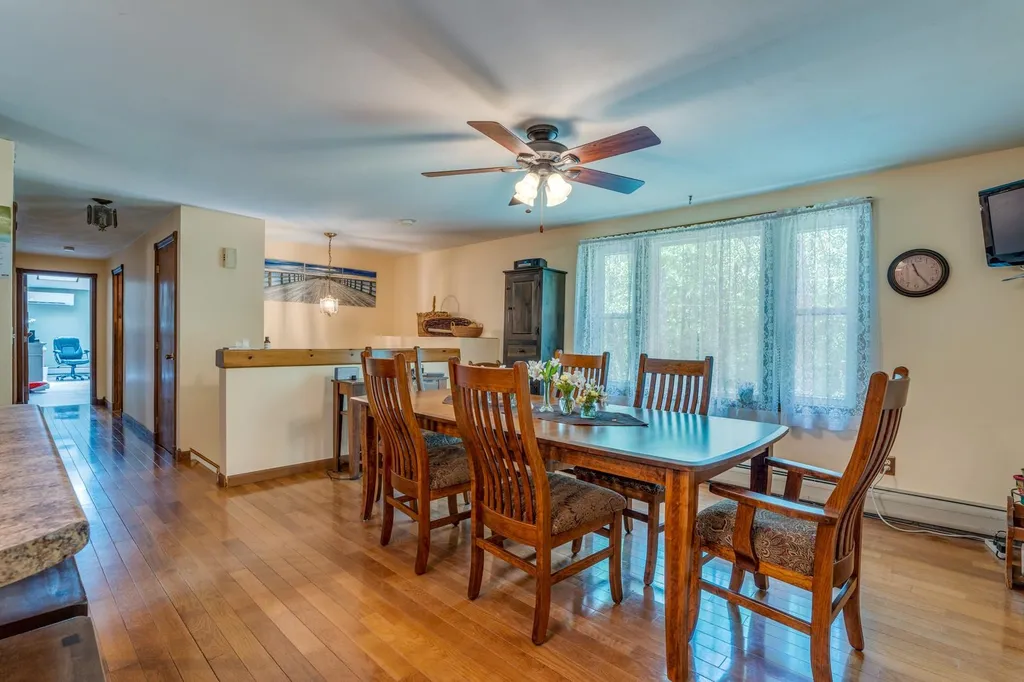241 Chester Road Fremont NH 03044