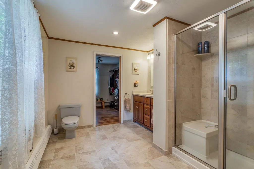 241 Chester Road Fremont NH 03044