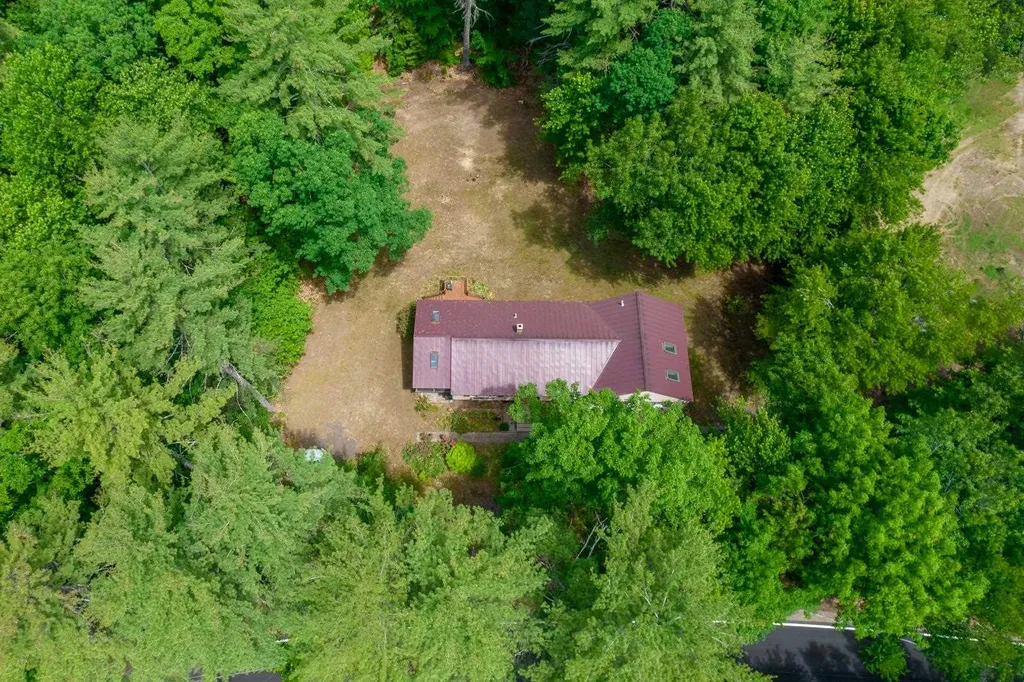 241 Chester Road Fremont NH 03044