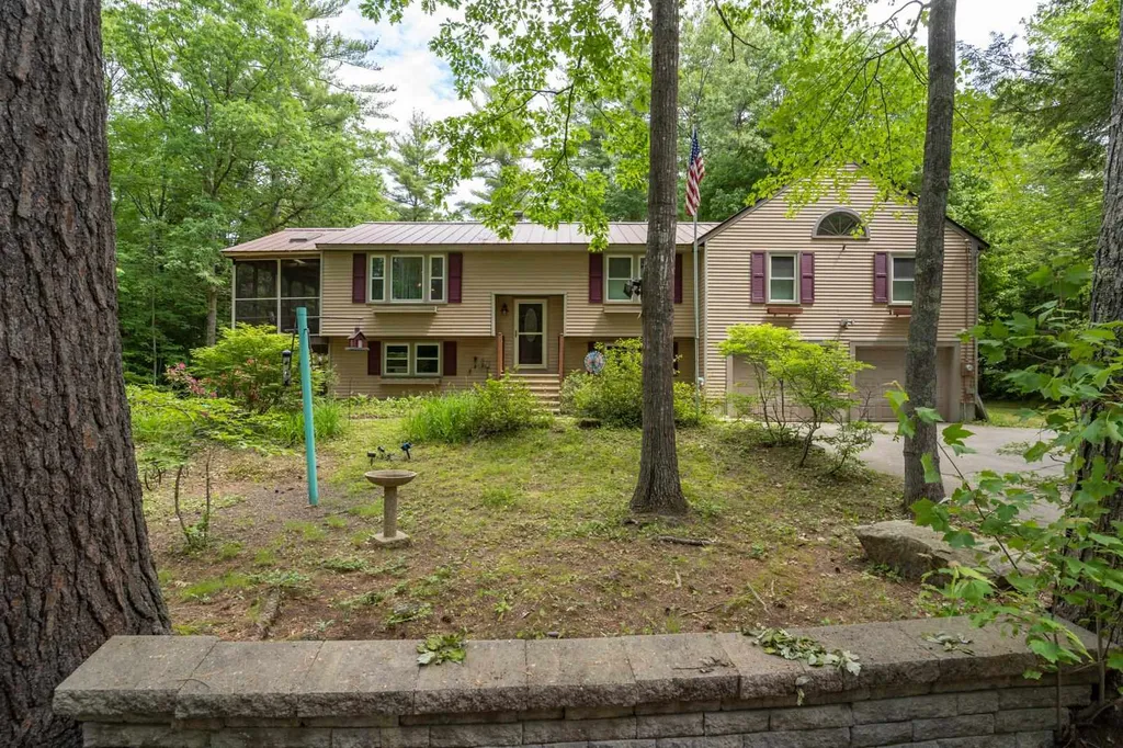 241 Chester Road Fremont NH 03044