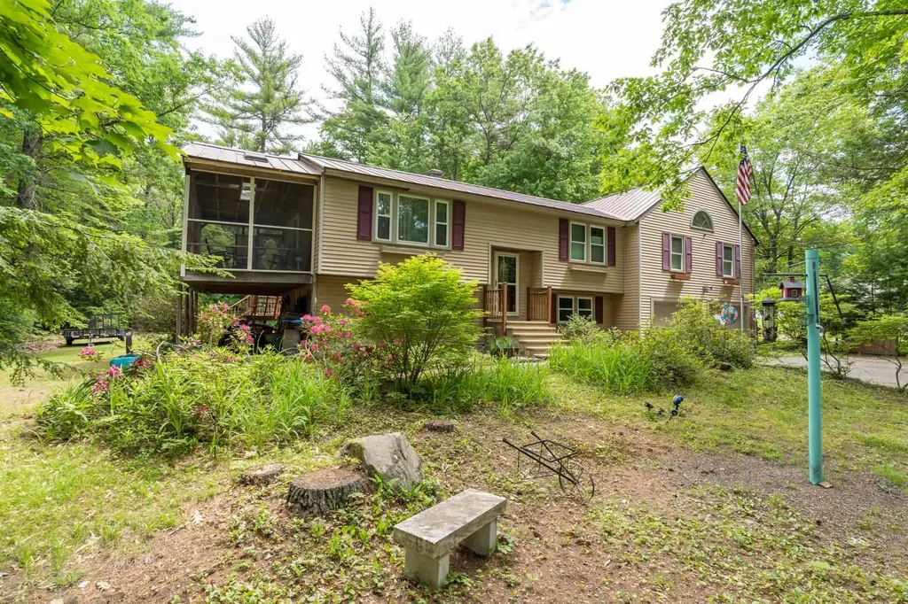 241 Chester Road Fremont NH 03044