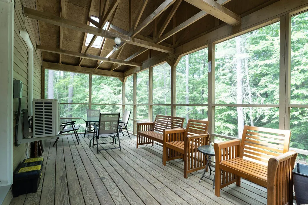 241 Chester Road Fremont NH 03044