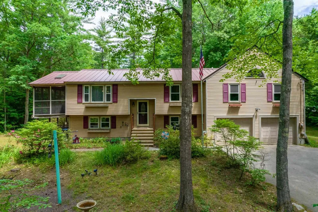 241 Chester Road Fremont NH 03044