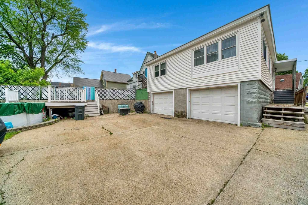 9 Cherry Street Nashua NH 03060