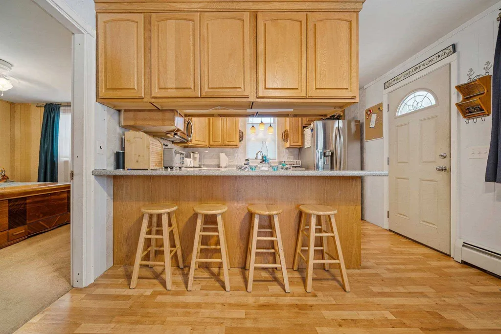 9 Cherry Street Nashua NH 03060