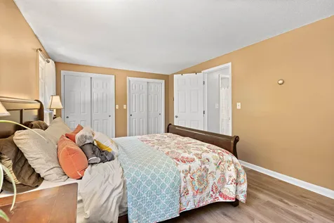 7l Bonnie Lane Derry NH 03038