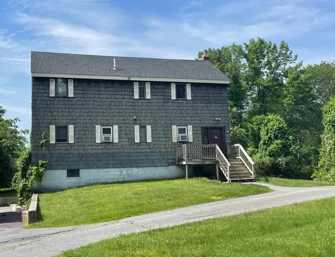 16 Melody Lane Pelham NH 03076