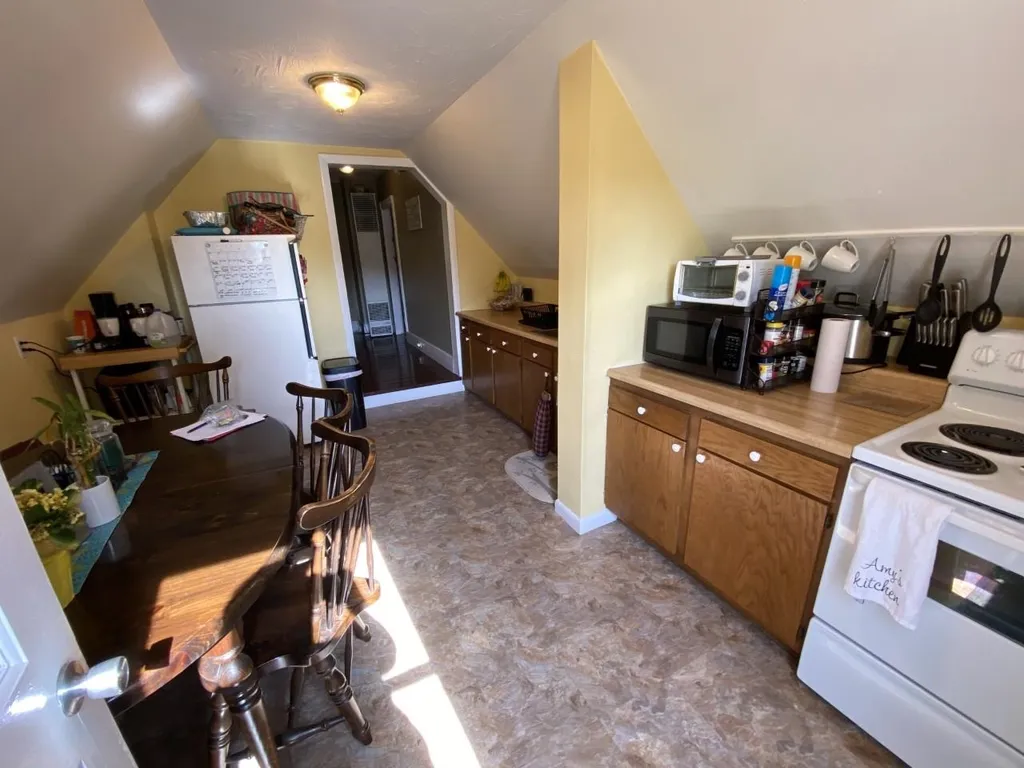 212 Jewett Street Manchester NH 03103