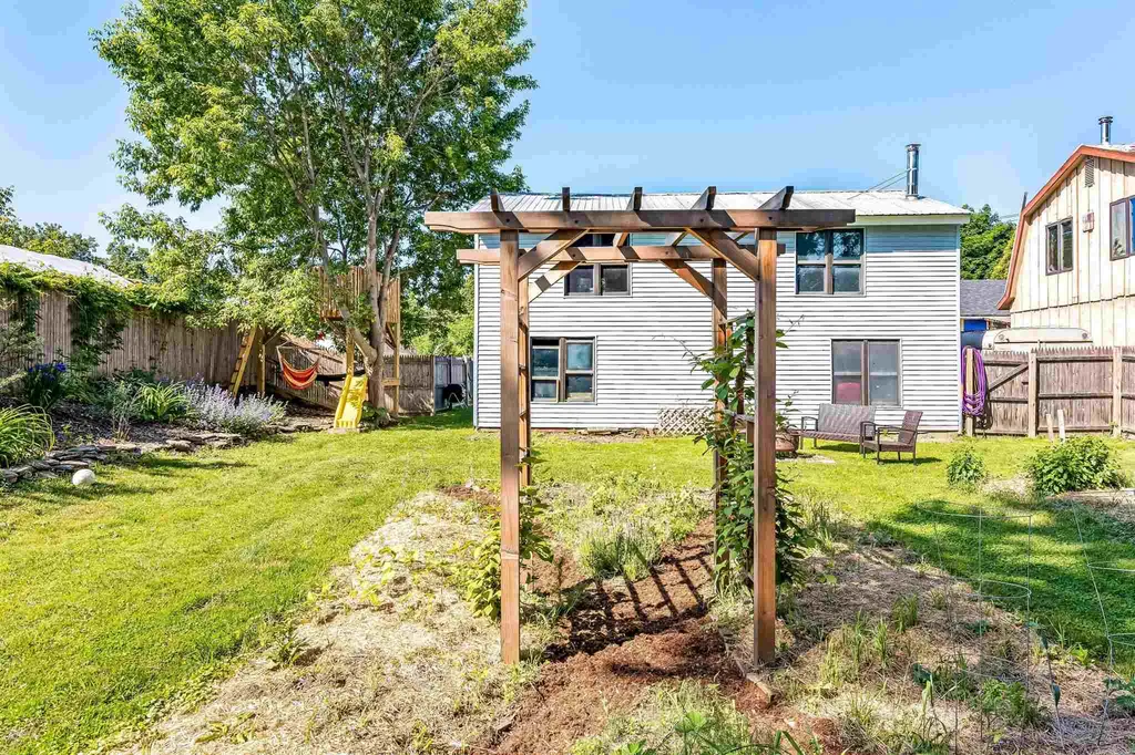 25 Hickok Street Winooski VT 05404
