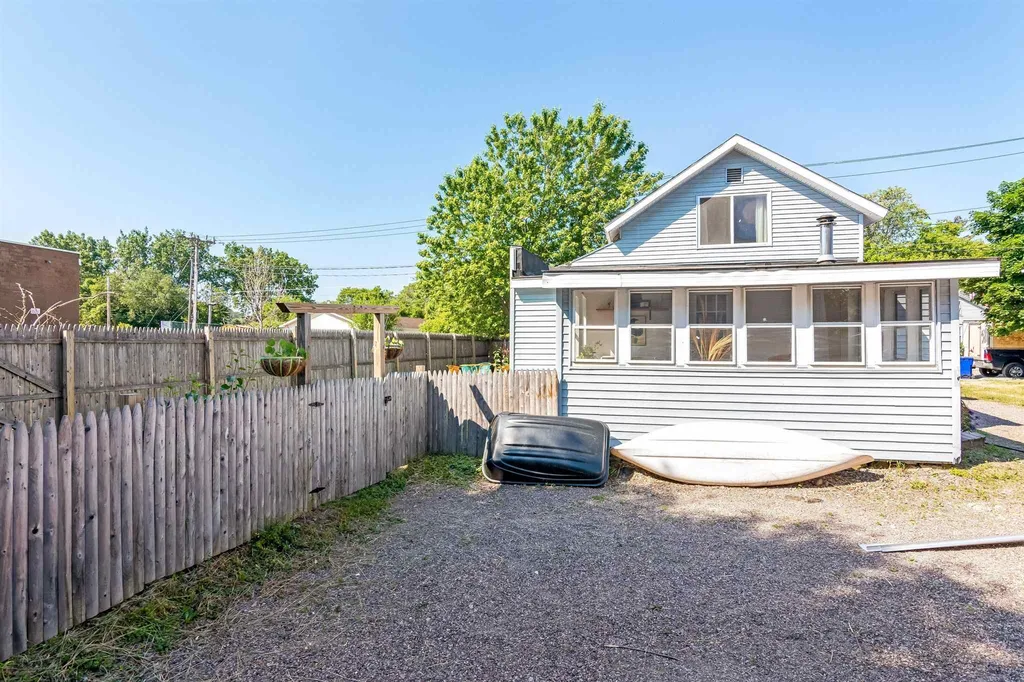 25 Hickok Street Winooski VT 05404