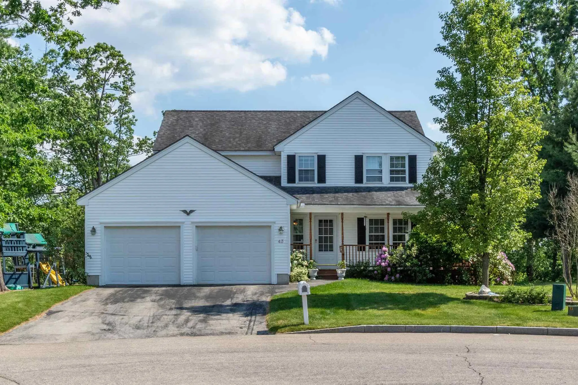43 Mollie Drive Manchester NH 03103