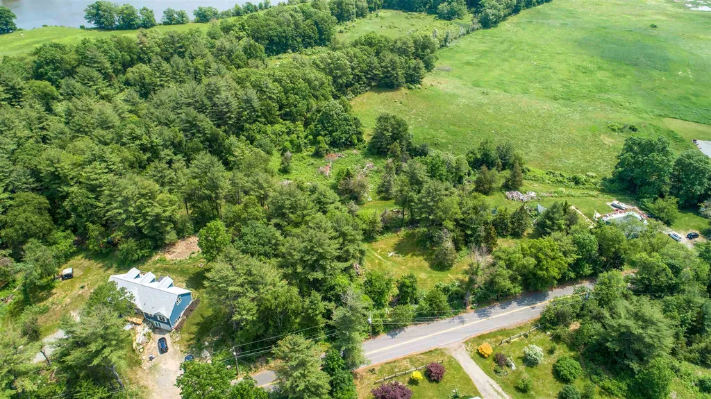 111 New Road Newmarket NH 03857