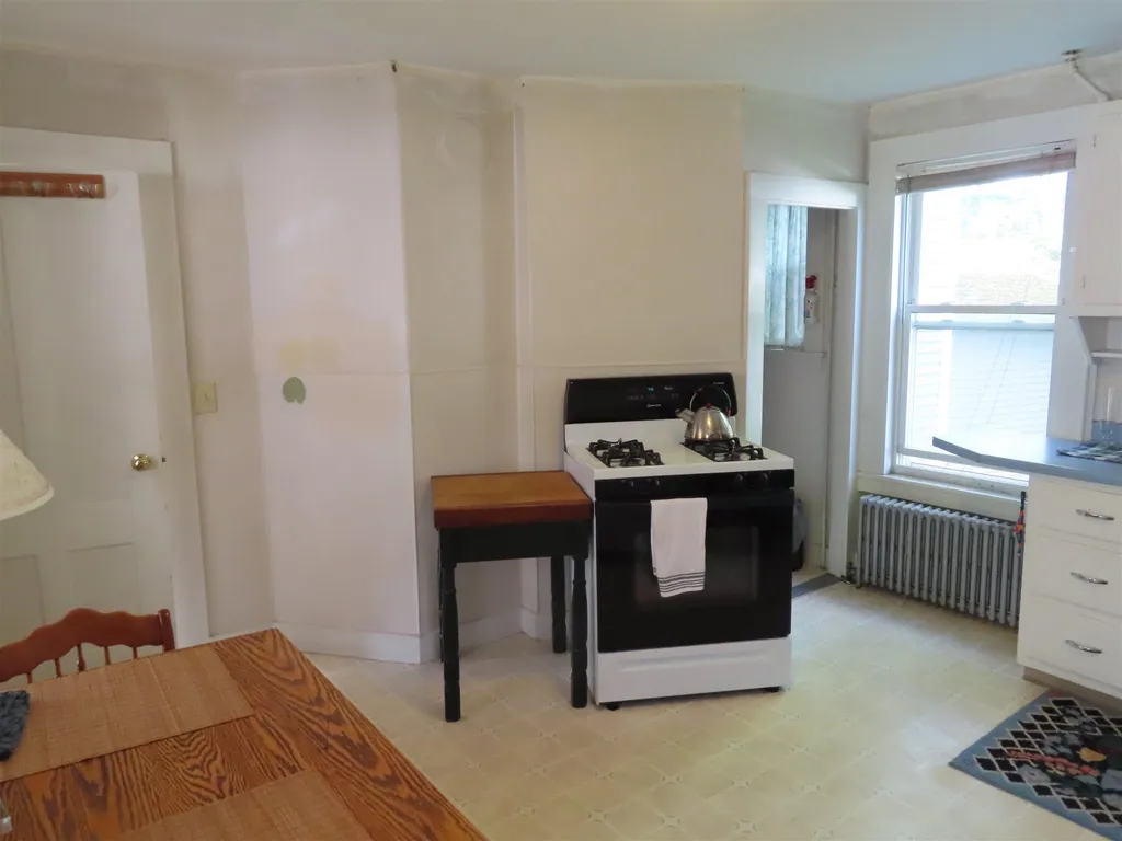 68 Gilsum Street Keene NH 03431