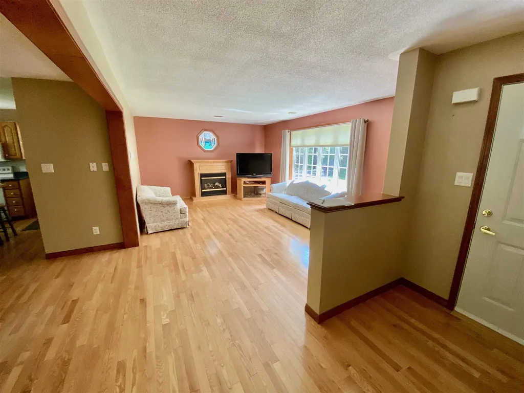 26 Robin Acres Drive Wolfeboro NH 03894