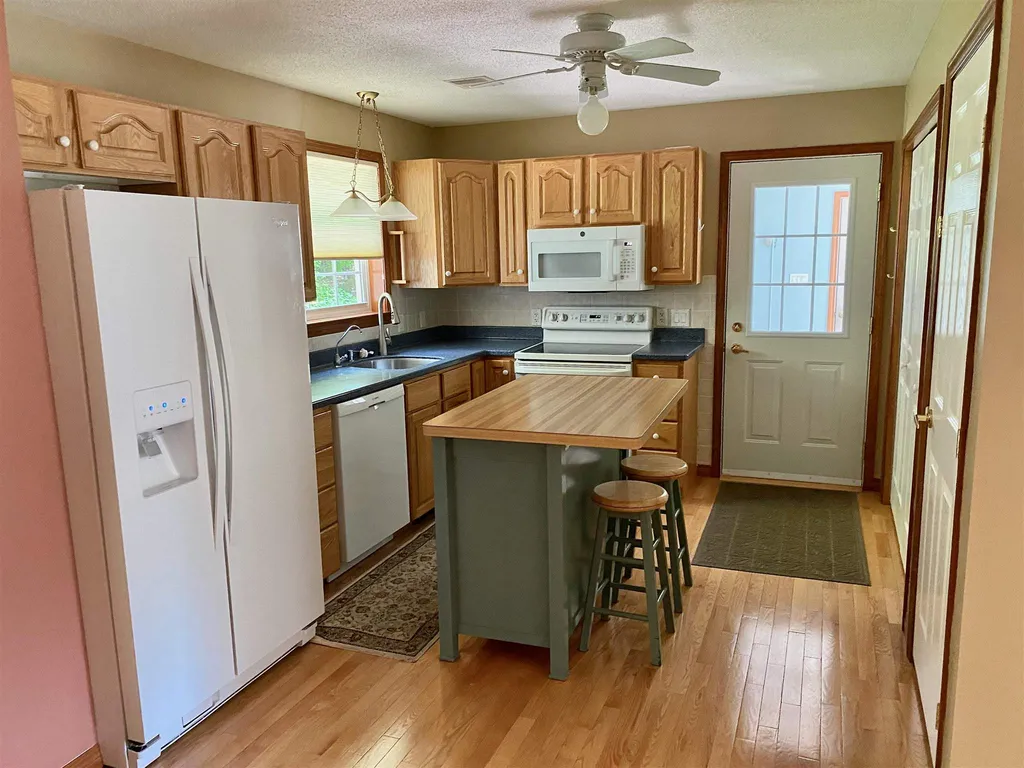 26 Robin Acres Drive Wolfeboro NH 03894