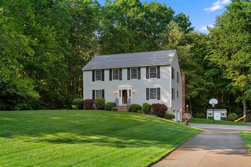 3 Hickory Ridge Drive Plaistow NH 03865