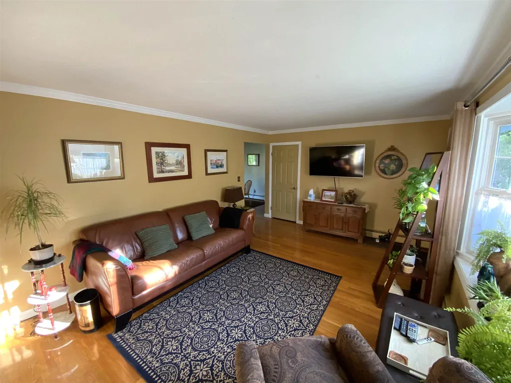 314 Mckinley Road Portsmouth NH 03801
