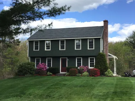 9 Blake Farm Road Derry NH 03038