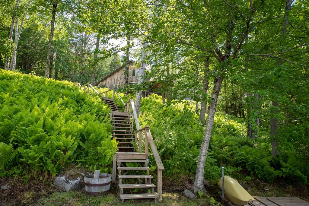 109 West Shore Road Hebron NH 03241