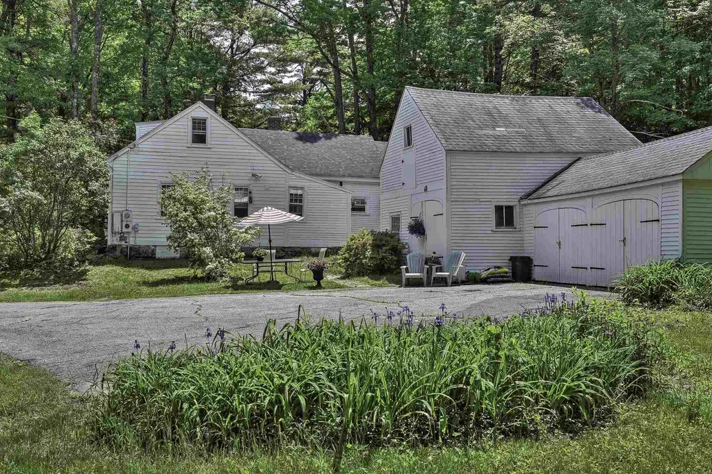 68 Templeton Turnpike Fitzwilliam NH 03447
