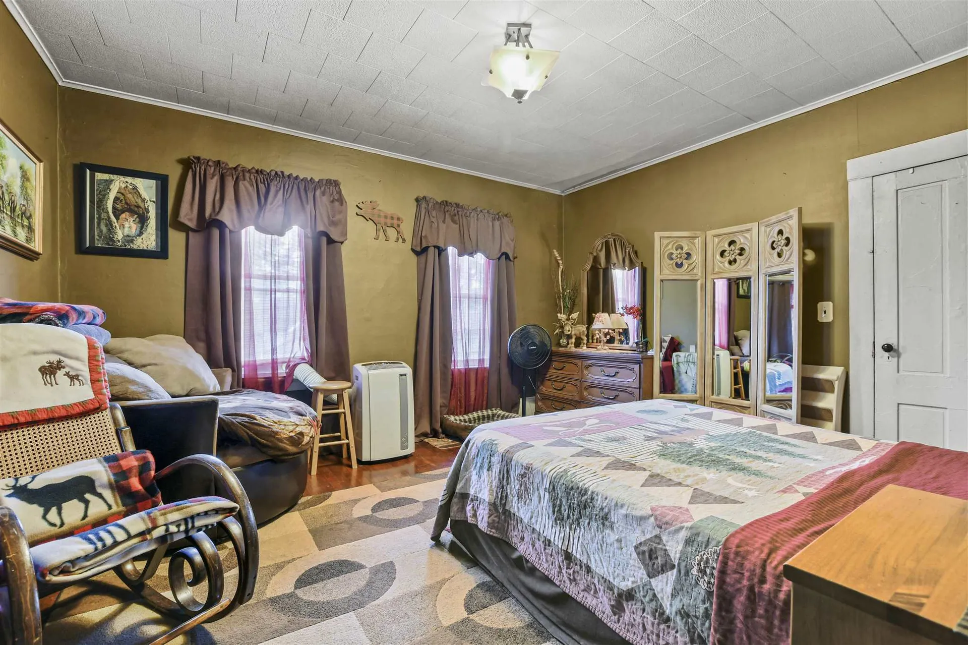 3 Kinsley Street Nashua NH 03060