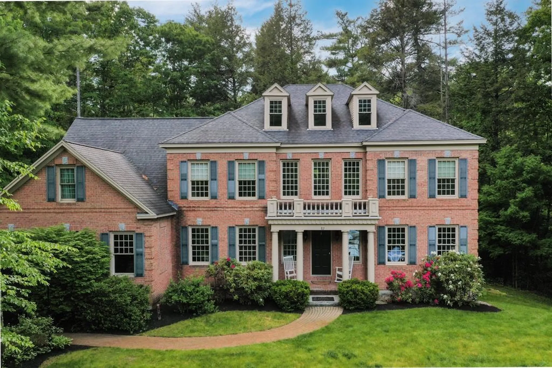 82 Riddle Drive Bedford NH 03110