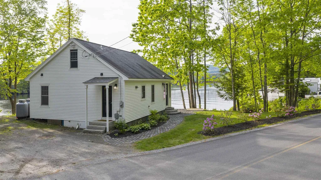 307 River Road Lyme NH 03768
