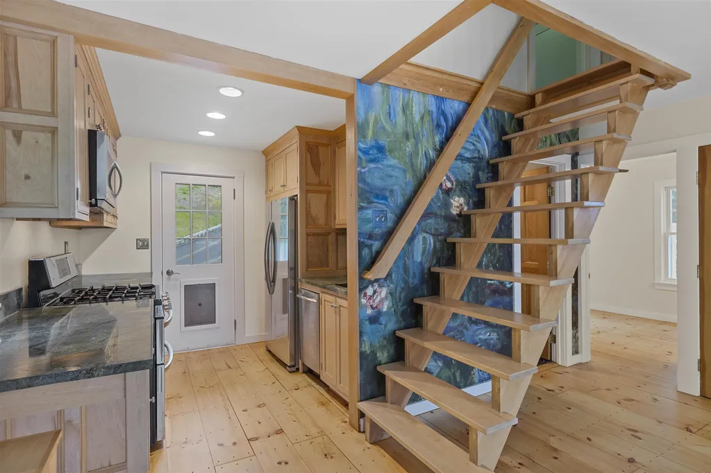 307 River Road Lyme NH 03768