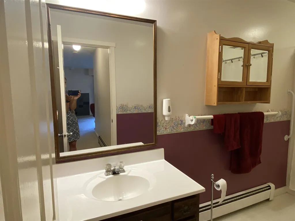 23 Pleasant Street Lebanon NH 03784