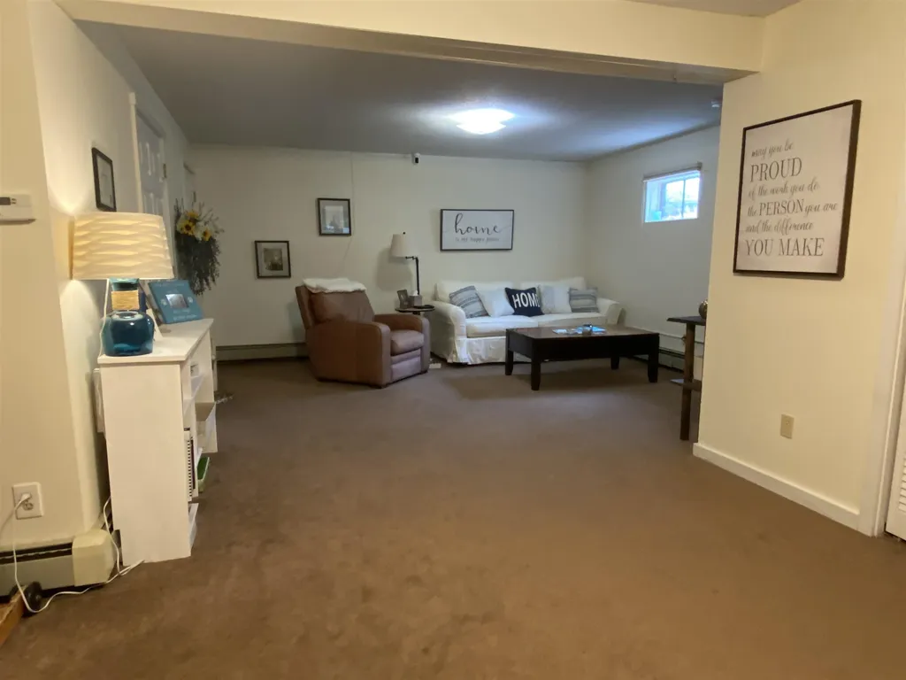 23 Pleasant Street Lebanon NH 03784