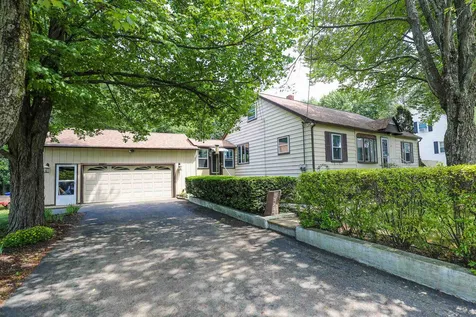 117 Waverly Street Manchester NH 03109
