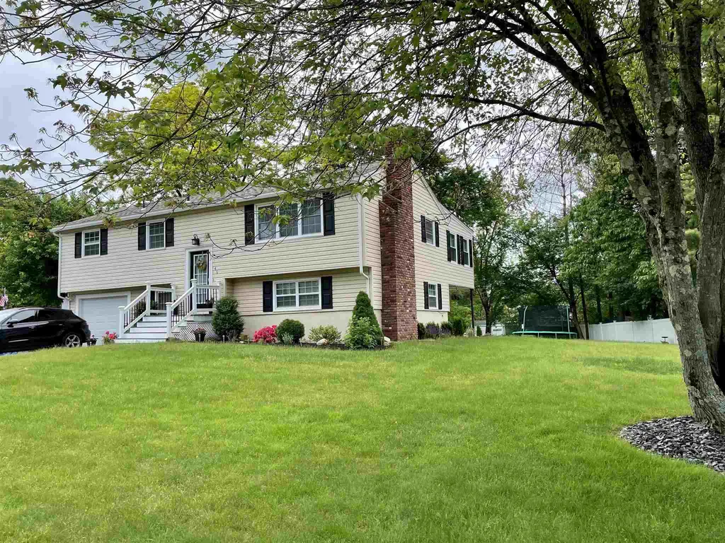 45 Matthias Street Salem NH 03079