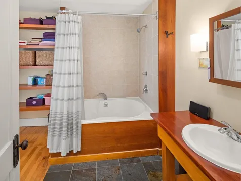 15 Hyde Street Burlington VT 05401