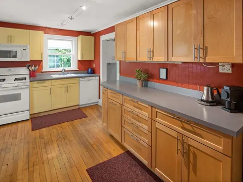15 Hyde Street Burlington VT 05401