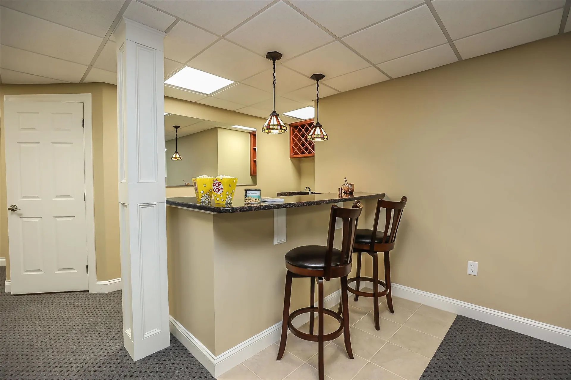 12 Crestwood Lane Nashua NH 03062