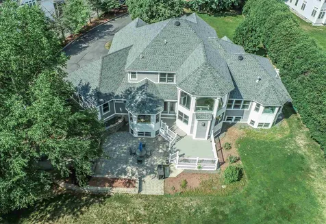 12 Crestwood Lane Nashua NH 03062
