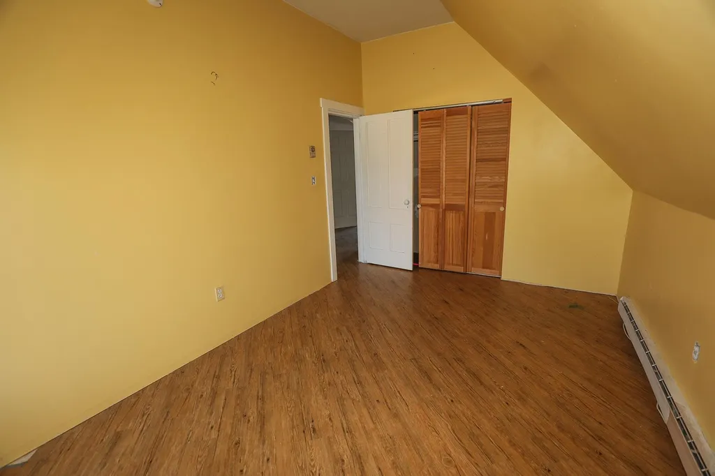 384 Lowell Street Manchester NH 03104