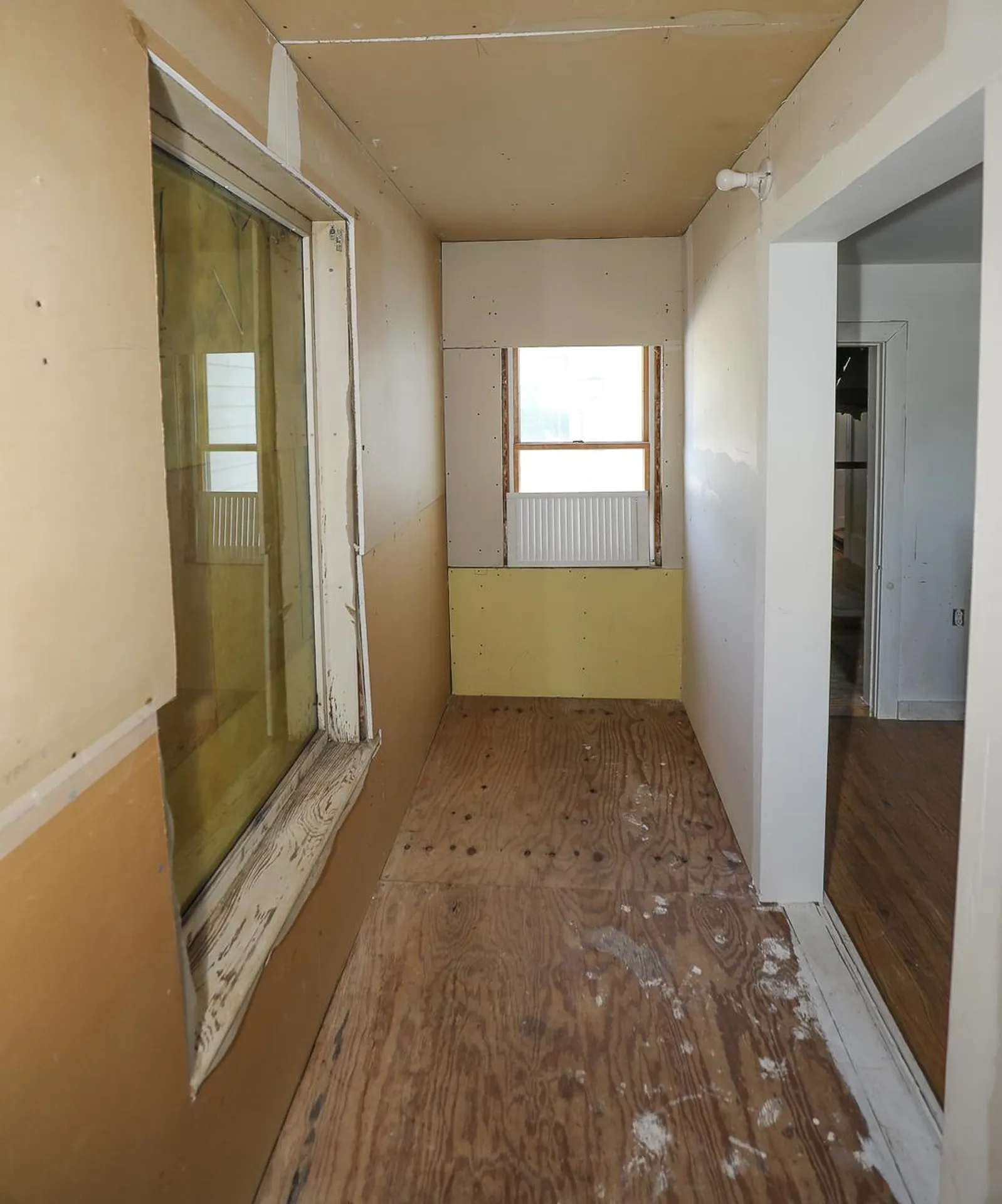 384 Lowell Street Manchester NH 03104