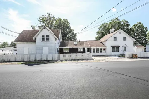 384 Lowell Street Manchester NH 03104