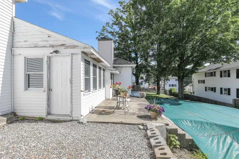 384 Lowell Street Manchester NH 03104