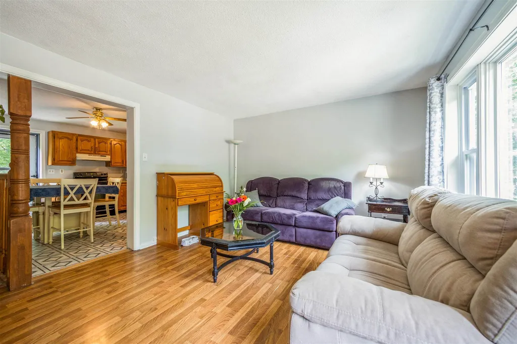 6 Mountain Road Raymond NH 03077