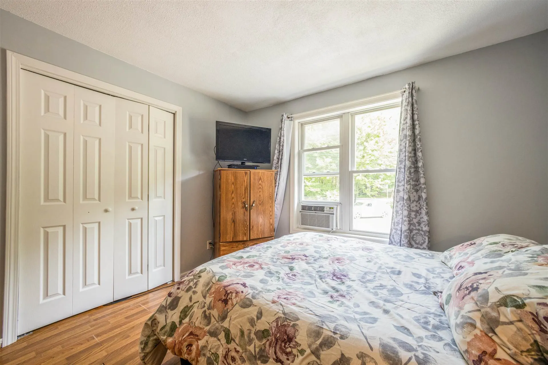 6 Mountain Road Raymond NH 03077