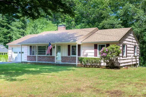 15 Stevens Road North Hampton NH 03862