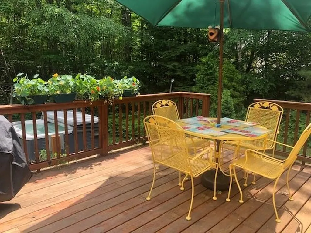 7 Rosewood Drive Bow NH 03304